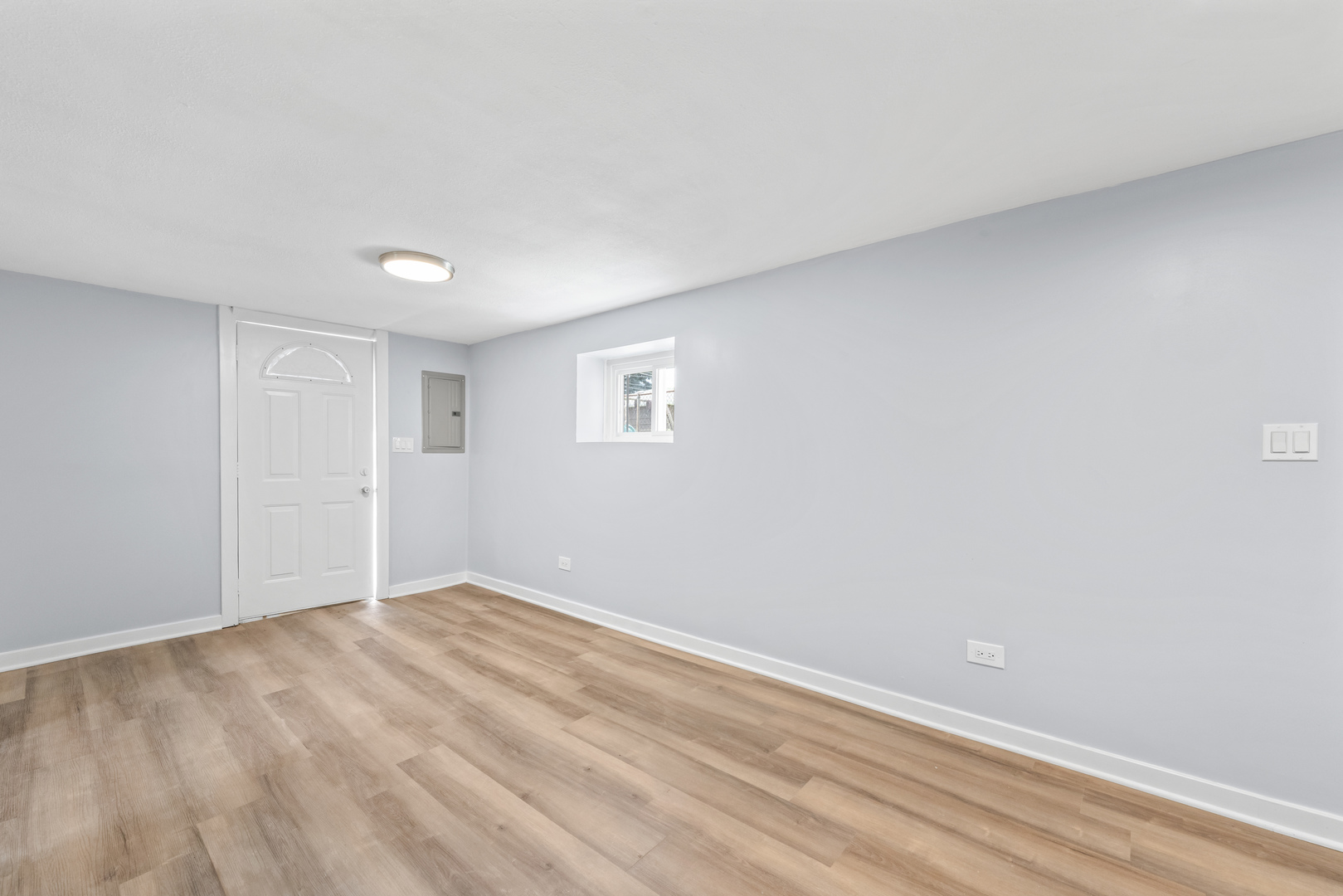 3237 W 83rd Place, Chicago, IL 60652