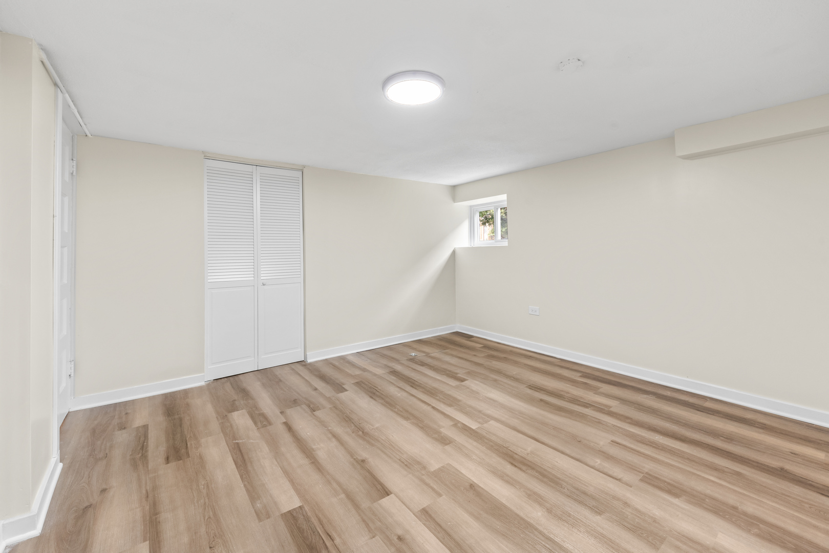 3237 W 83rd Place, Chicago, IL 60652