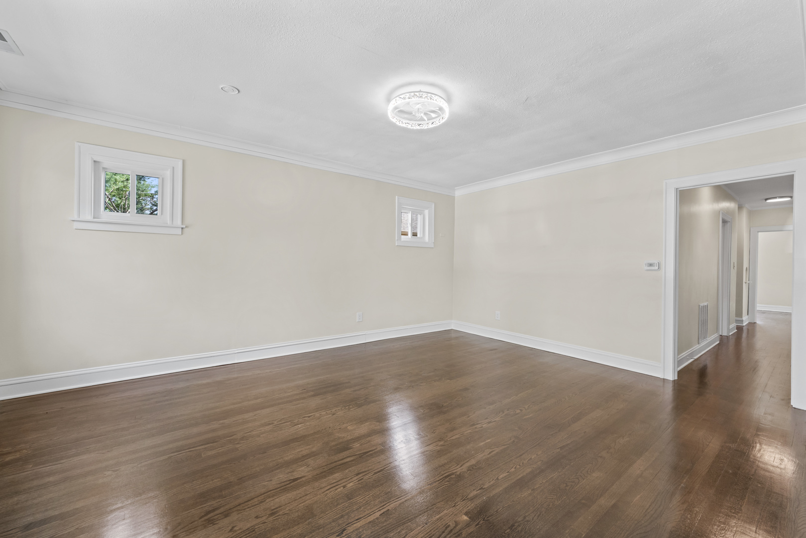 3237 W 83rd Place, Chicago, IL 60652