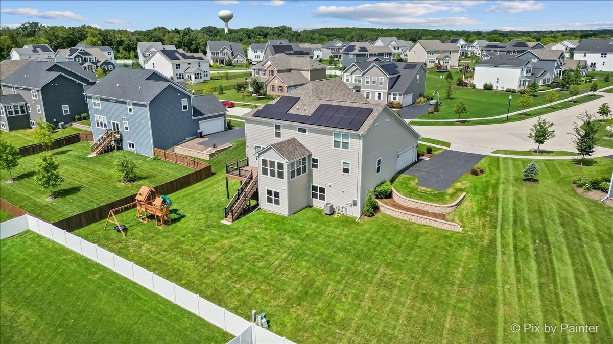 801 Marlisle Lane, Elgin, IL 60124