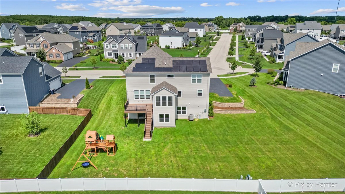801 Marlisle Lane, Elgin, IL 60124