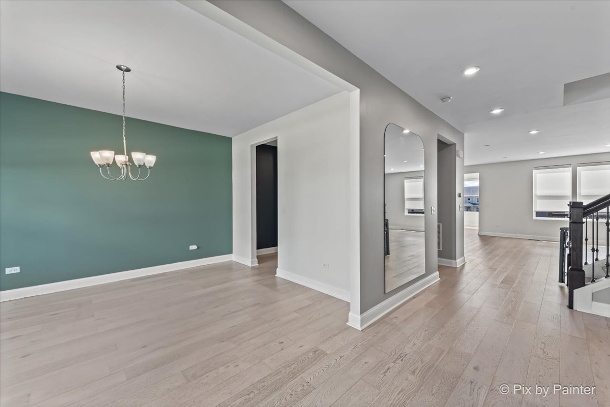 801 Marlisle Lane, Elgin, IL 60124