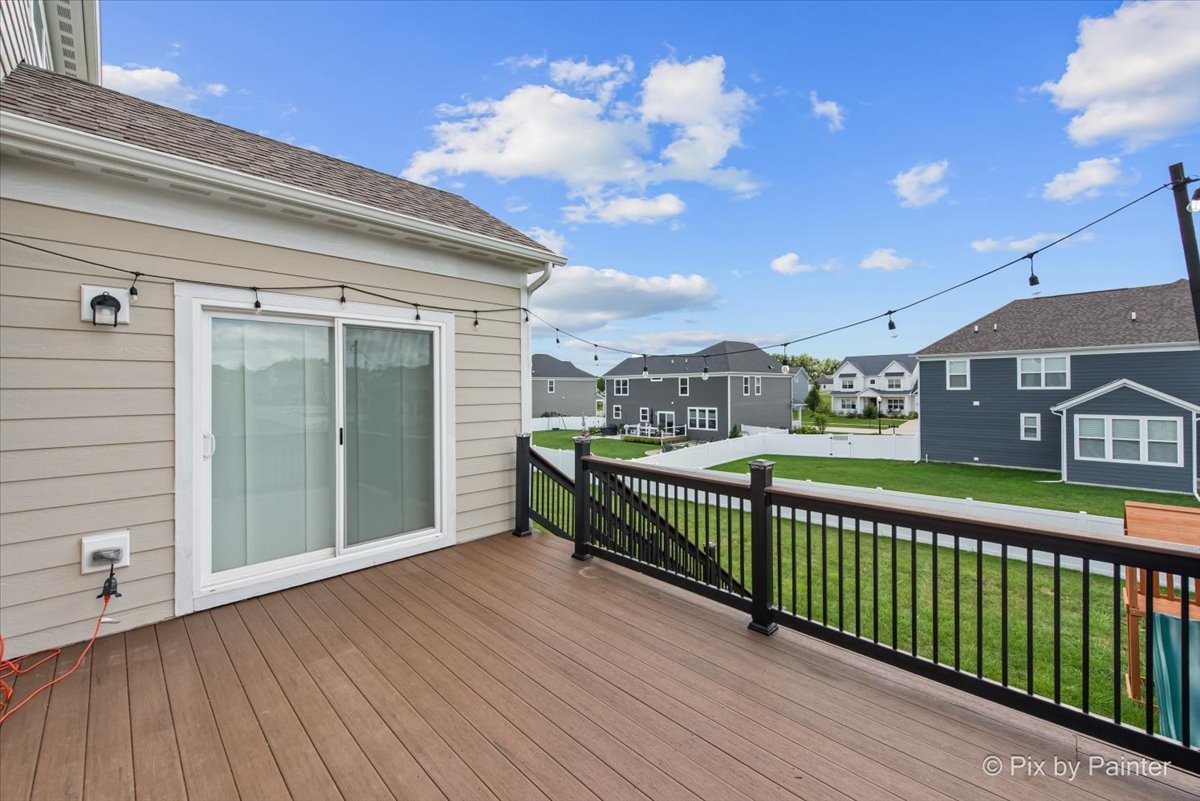 801 Marlisle Lane, Elgin, IL 60124