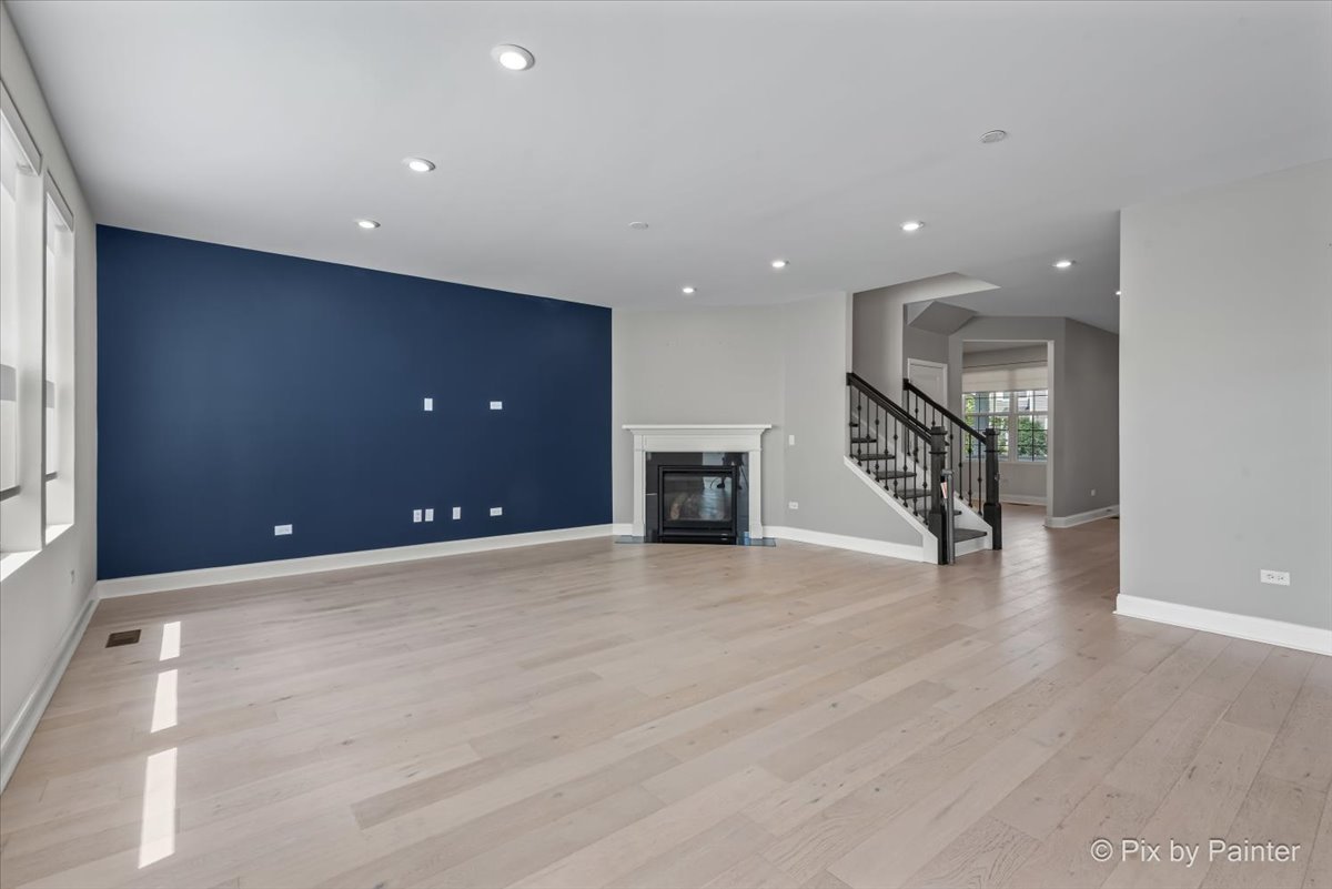 801 Marlisle Lane, Elgin, IL 60124