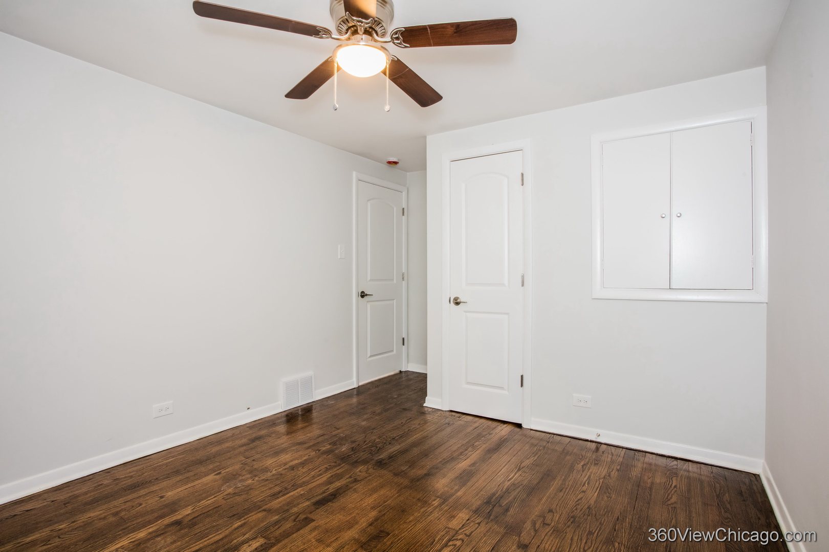 9206 S Yates Boulevard, Chicago, IL 60617