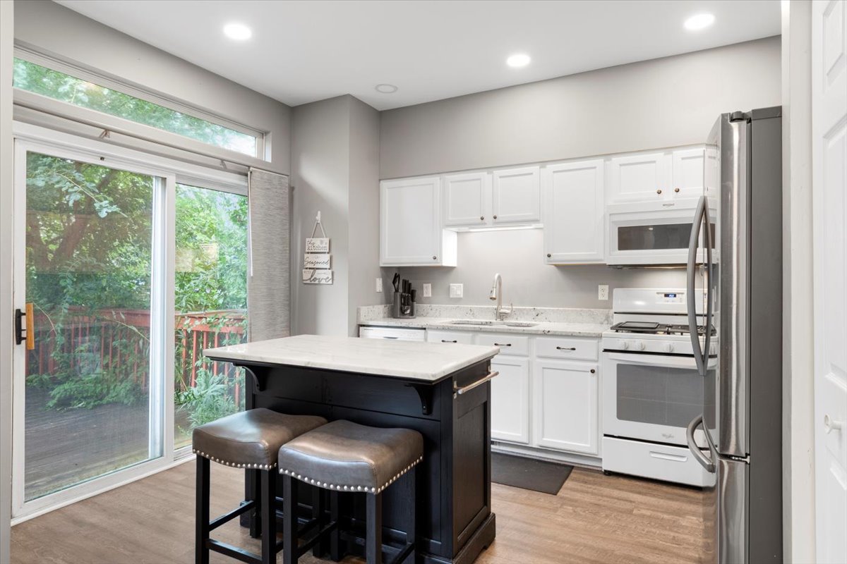 22206 W Norwich Court, Plainfield, IL 60544