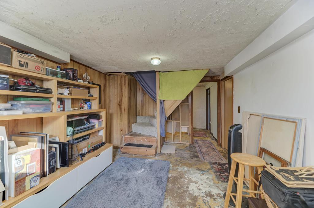 4343 Florence Avenue, Downers Grove, IL 60515