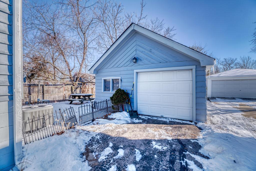 4343 Florence Avenue, Downers Grove, IL 60515