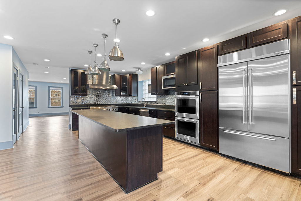 2115 Kenilworth Avenue, Berwyn, IL 60402