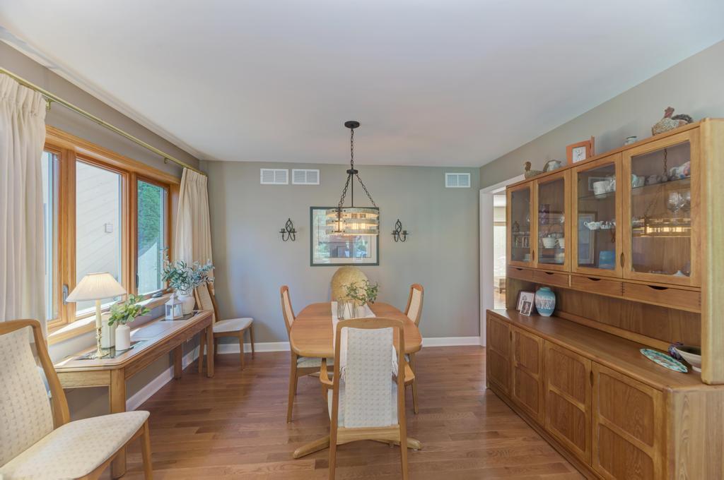 440 Lindley Avenue, Westmont, IL 60559