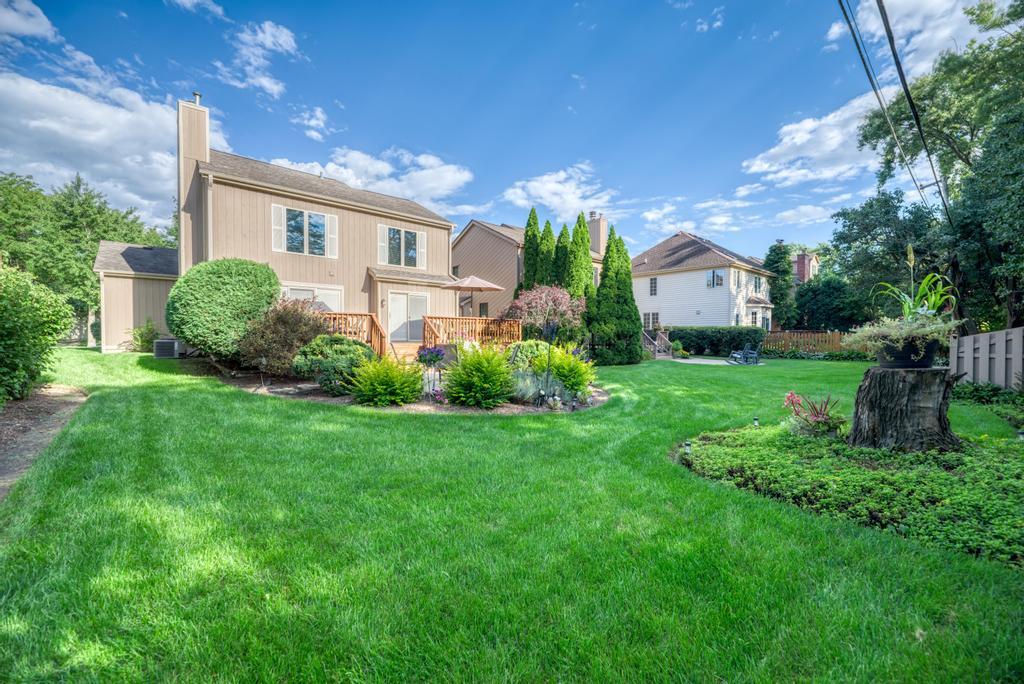 440 Lindley Avenue, Westmont, IL 60559