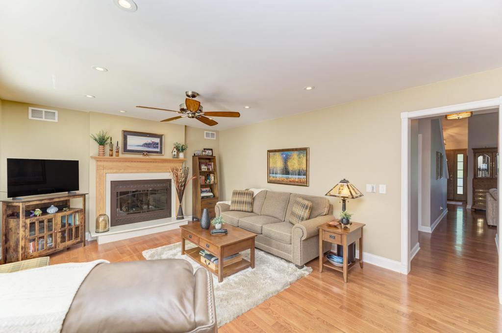440 Lindley Avenue, Westmont, IL 60559