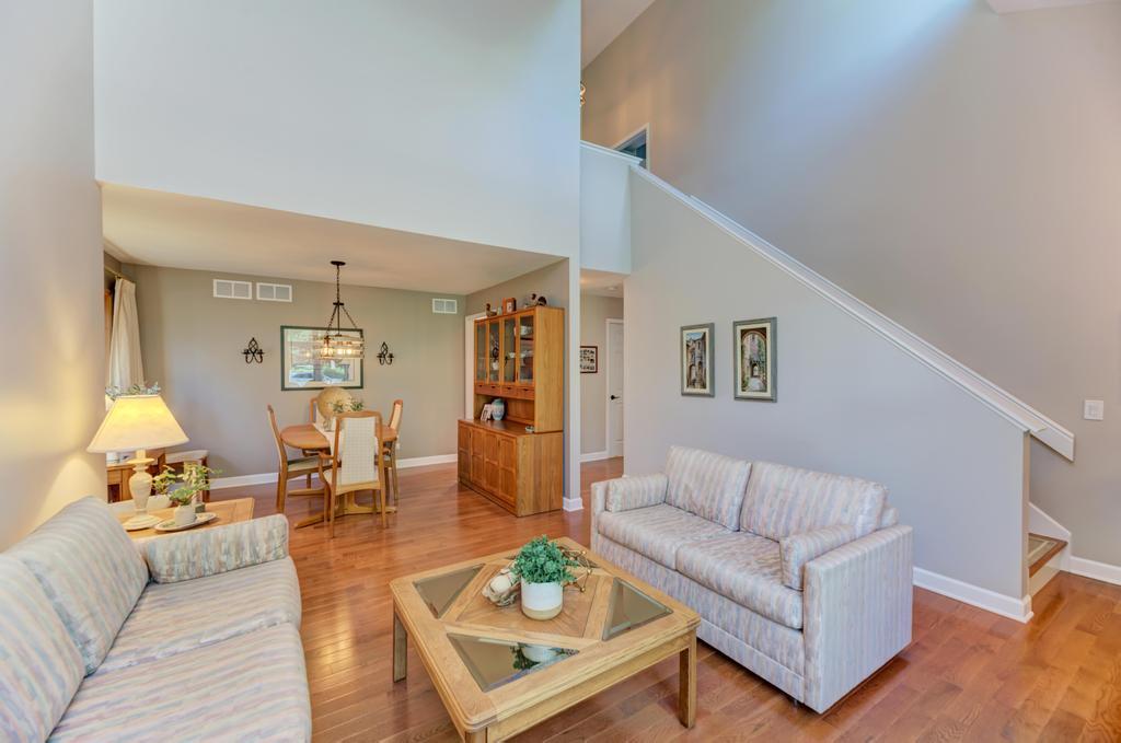440 Lindley Avenue, Westmont, IL 60559