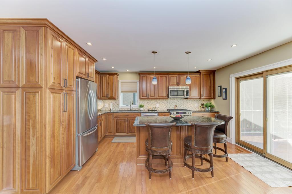 440 Lindley Avenue, Westmont, IL 60559