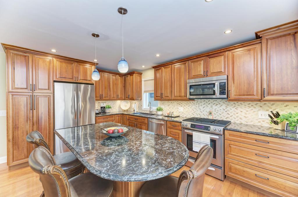 440 Lindley Avenue, Westmont, IL 60559
