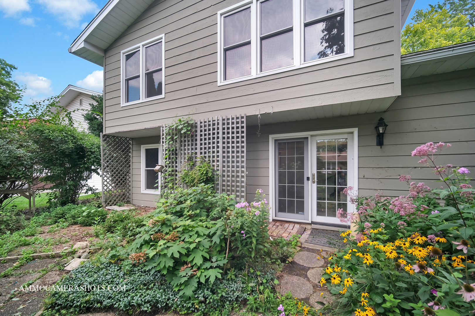 141 N Lancaster Drive, Bolingbrook, IL 60440