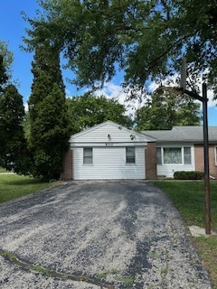 900 Wilmette Terrace, Lake Zurich, IL 60047