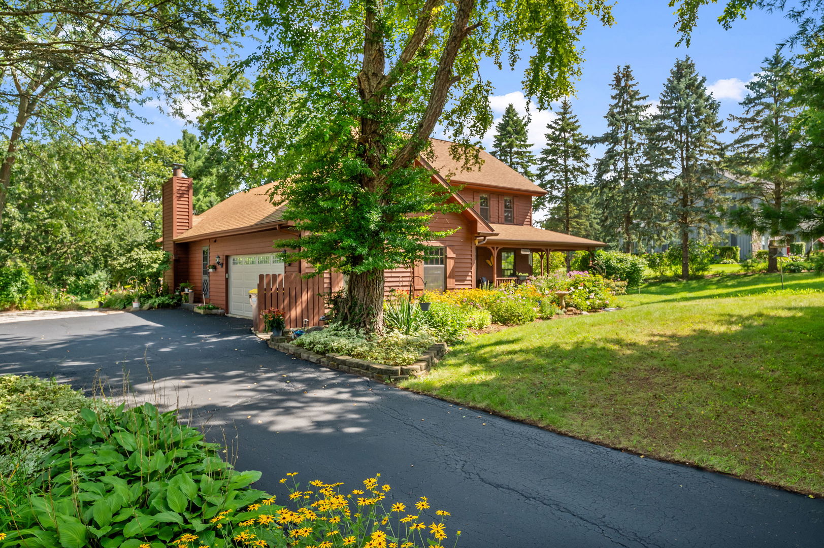 3616 Wisteria Drive, Crystal Lake, IL 60012