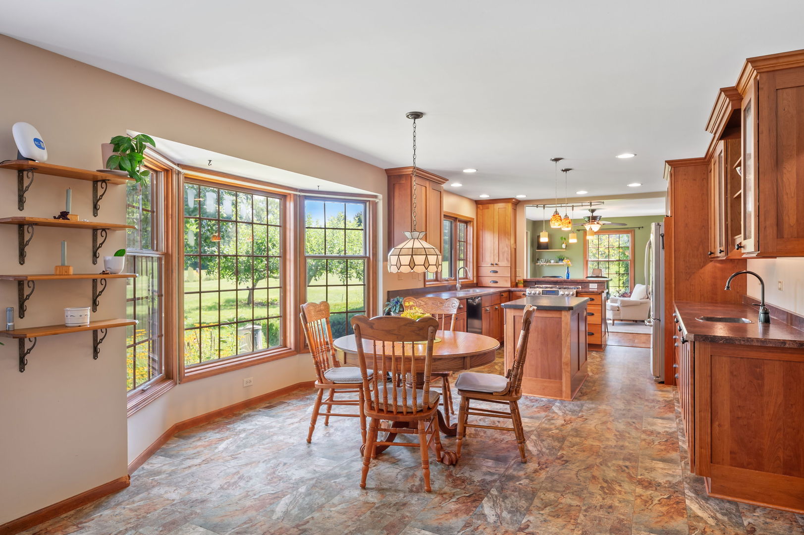 3616 Wisteria Drive, Crystal Lake, IL 60012