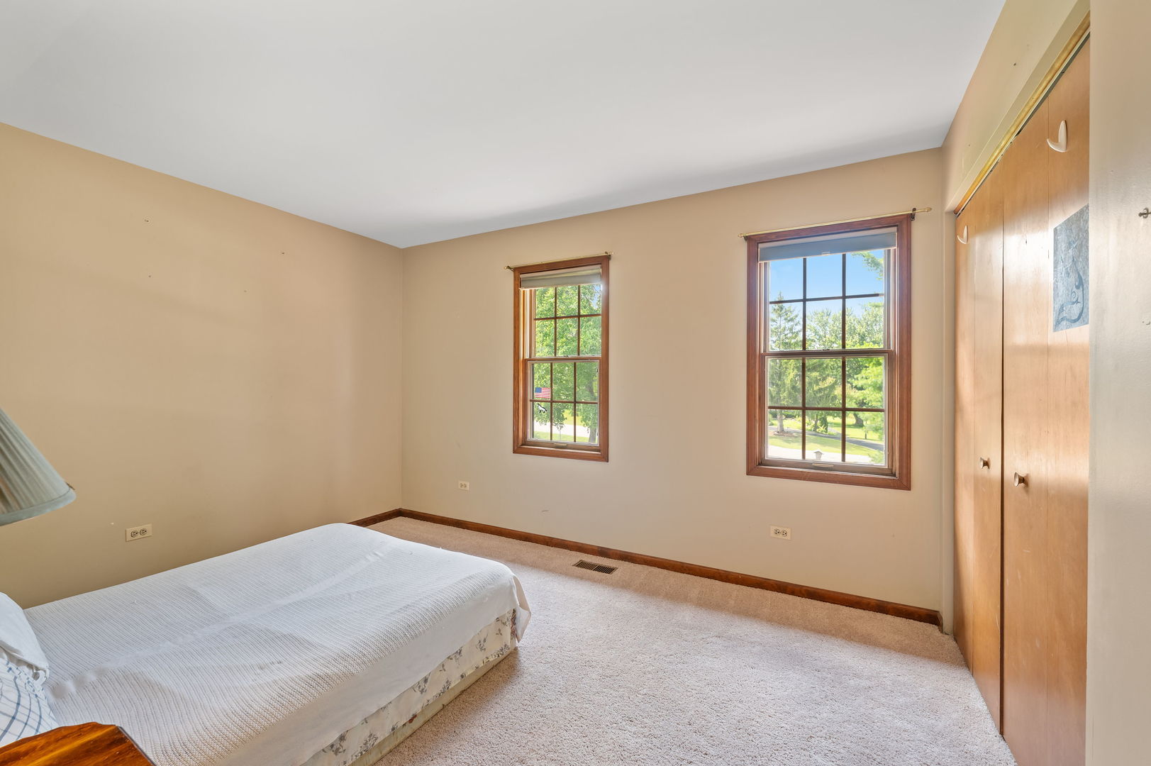 3616 Wisteria Drive, Crystal Lake, IL 60012