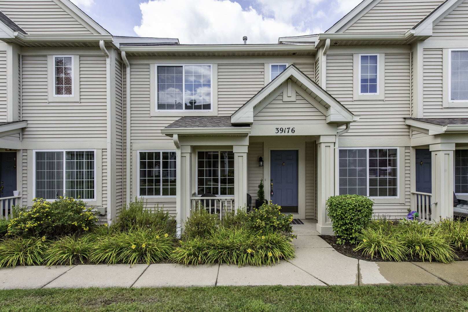 39176 Welsh Lane, Beach Park, IL 60083