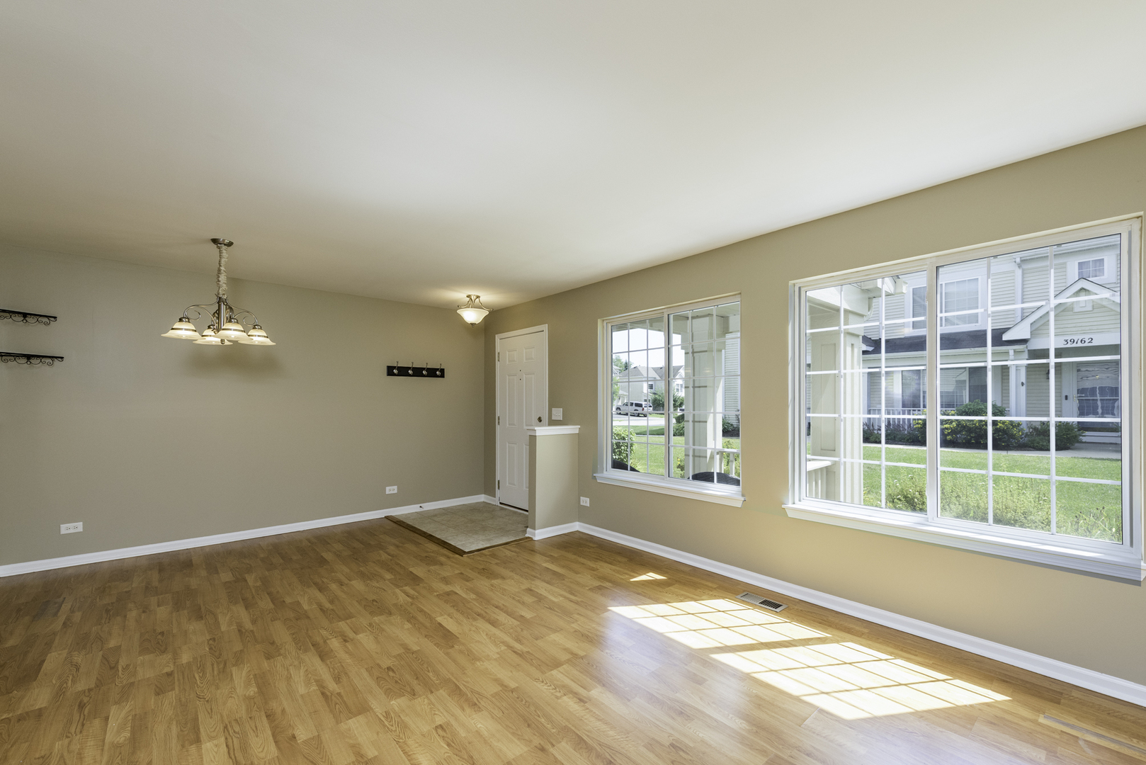 39176 Welsh Lane, Beach Park, IL 60083