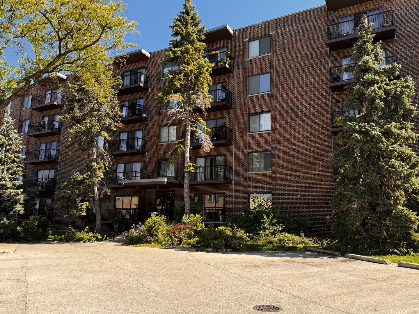 6525 N Nashville Avenue #407D, Chicago, IL 60631