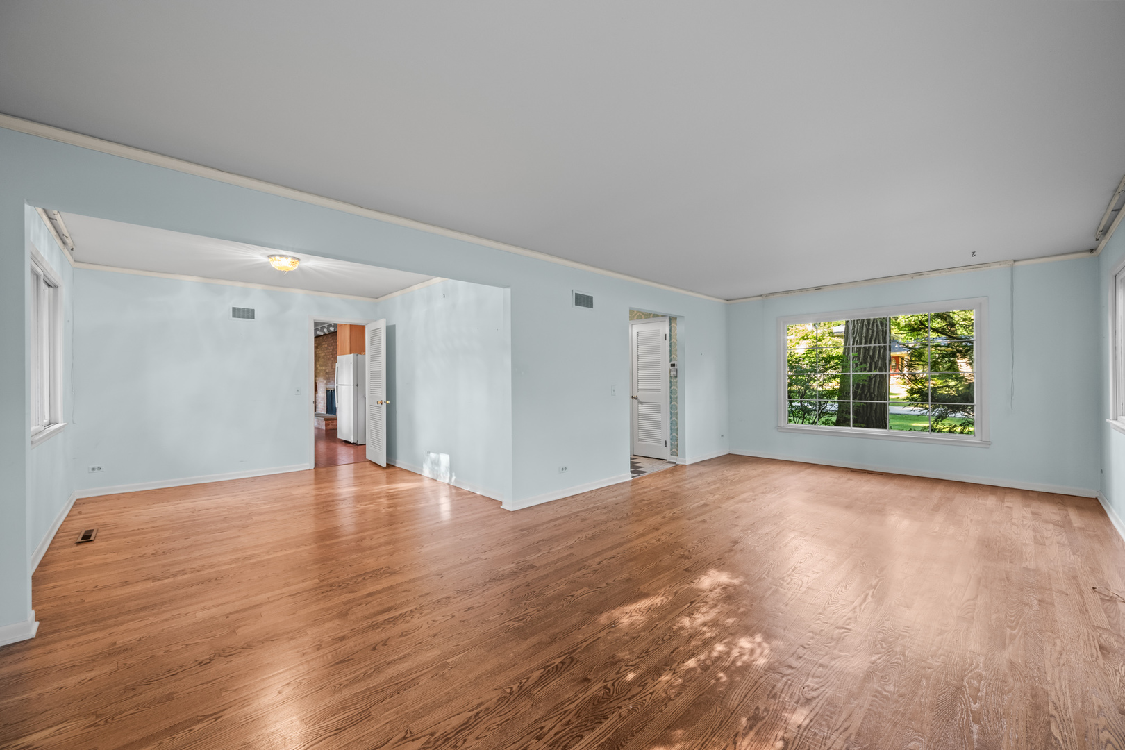 21 Ferndale Road, Deer Park, IL 60010