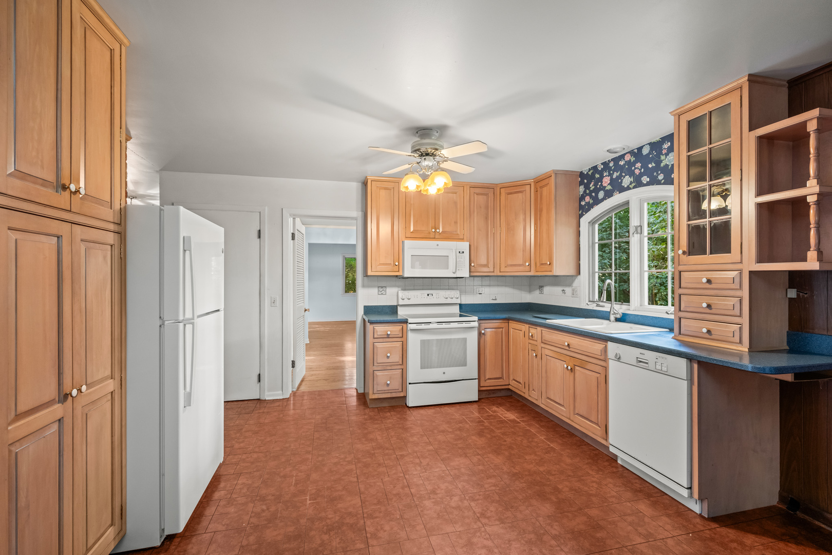 21 Ferndale Road, Deer Park, IL 60010
