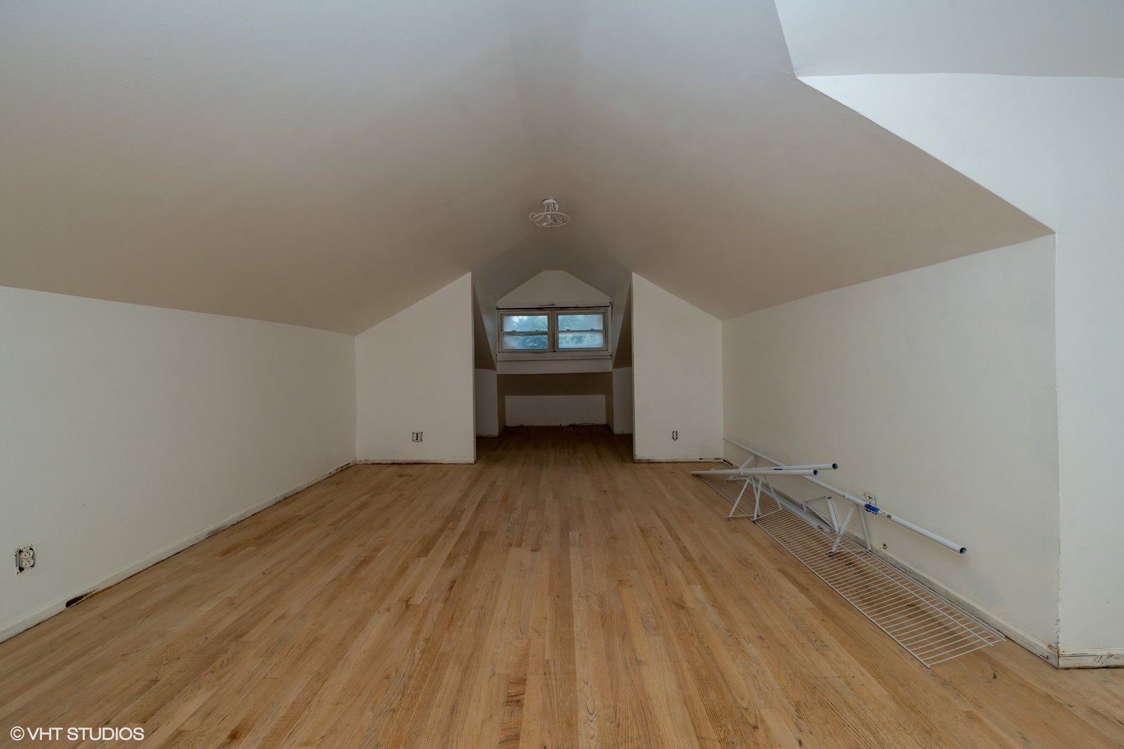 8216 S Rhodes Avenue, Chicago, IL 60619
