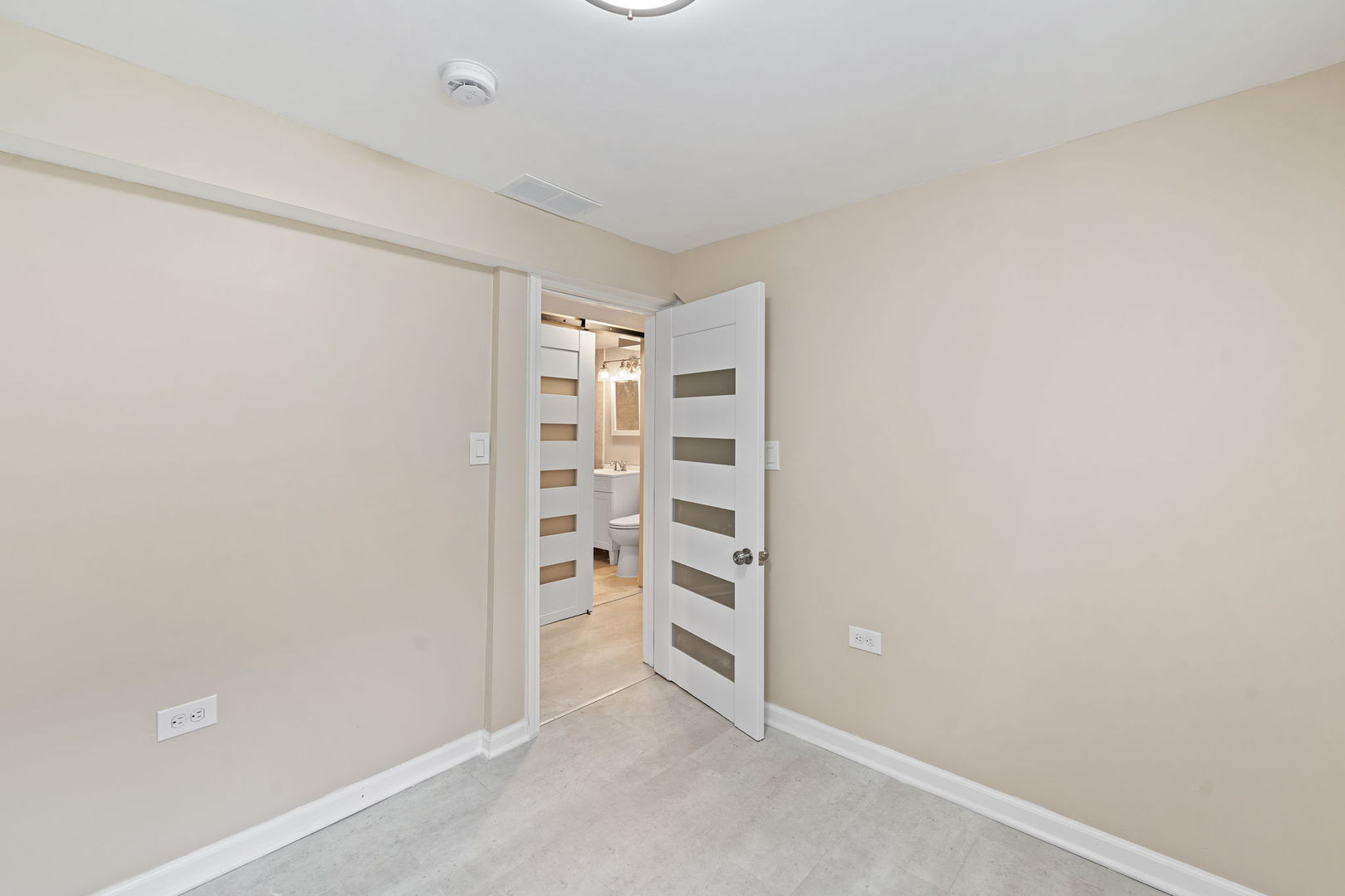 4819 W Superior Street, Chicago, IL 60644