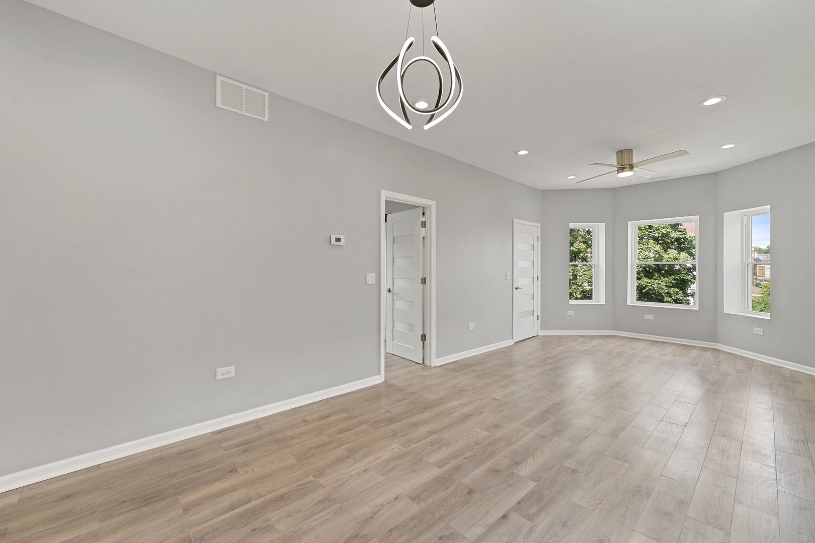 4819 W Superior Street, Chicago, IL 60644