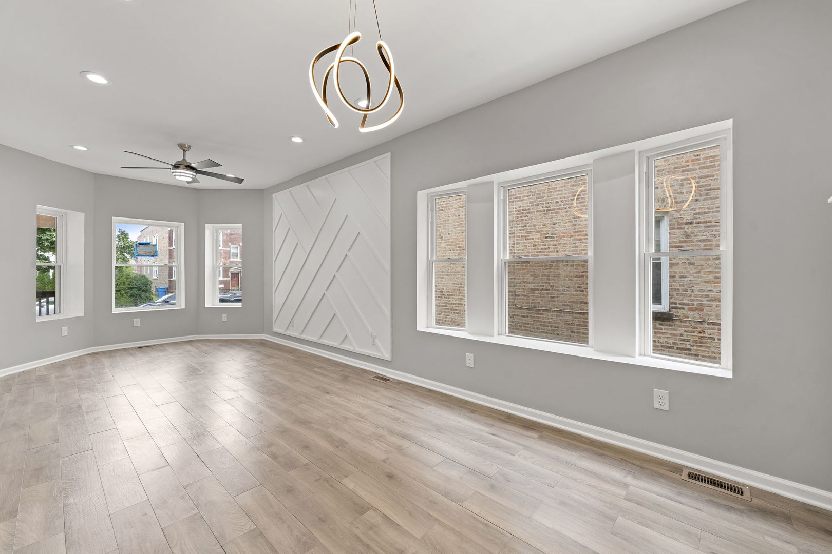 4819 W Superior Street, Chicago, IL 60644