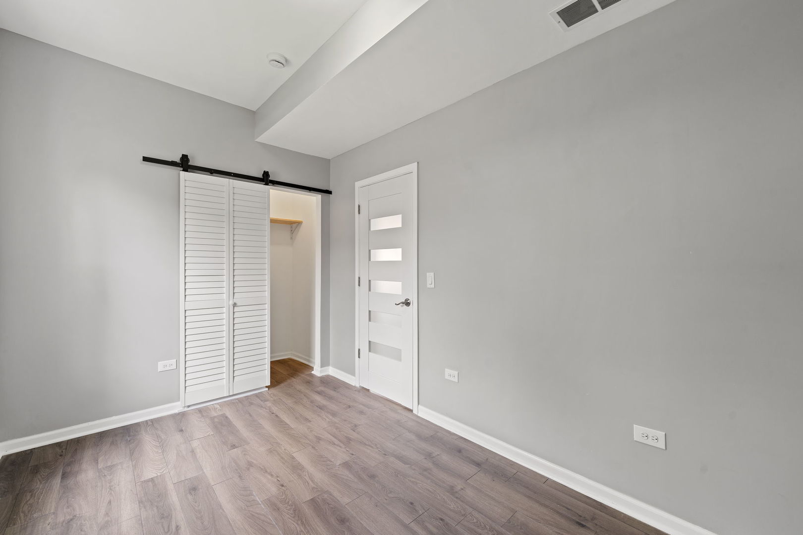 4819 W Superior Street, Chicago, IL 60644