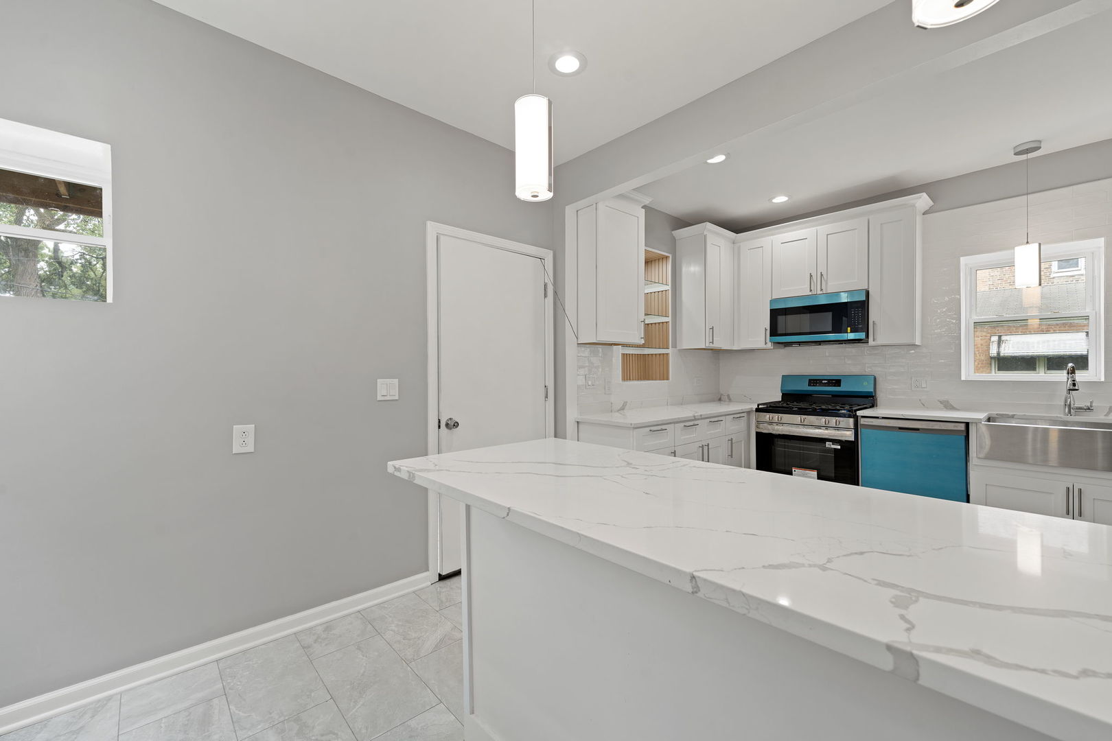 4819 W Superior Street, Chicago, IL 60644