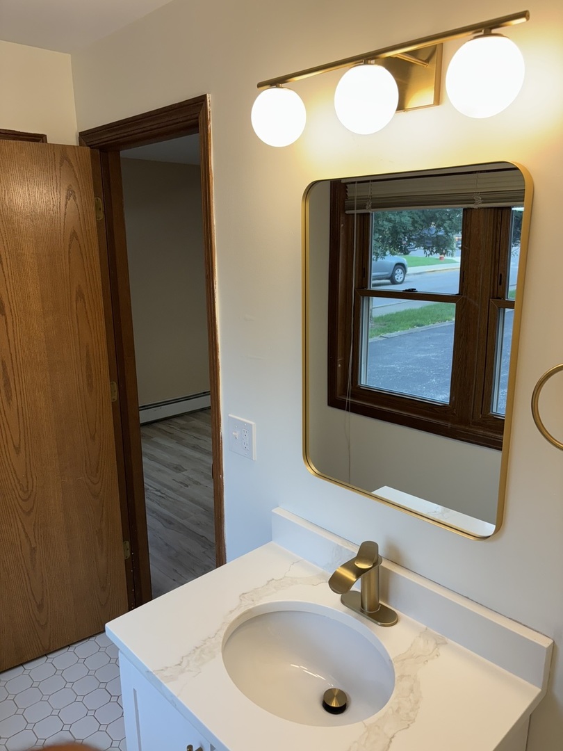 6565 W Belmont Avenue #104N, Chicago, IL 60634