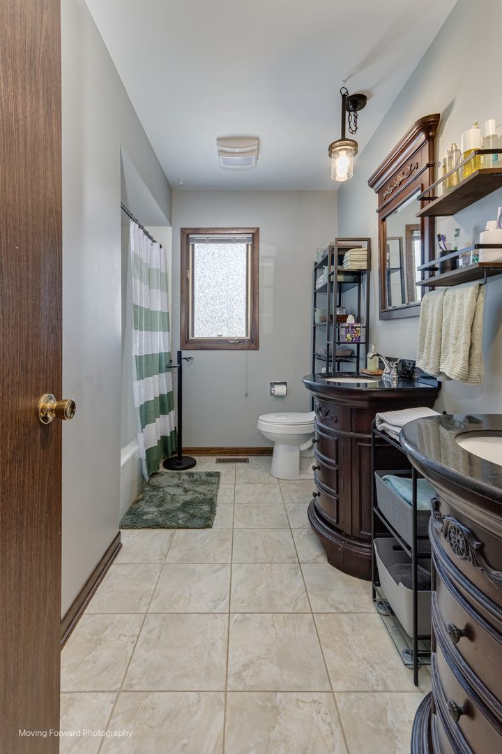 14034 S 84th Avenue, Orland Park, IL 60462