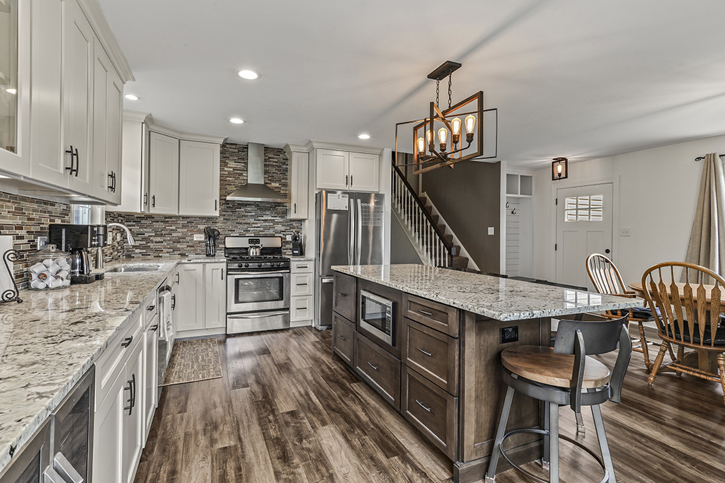 20624 S Frankfort Square Road, Frankfort, IL 60423