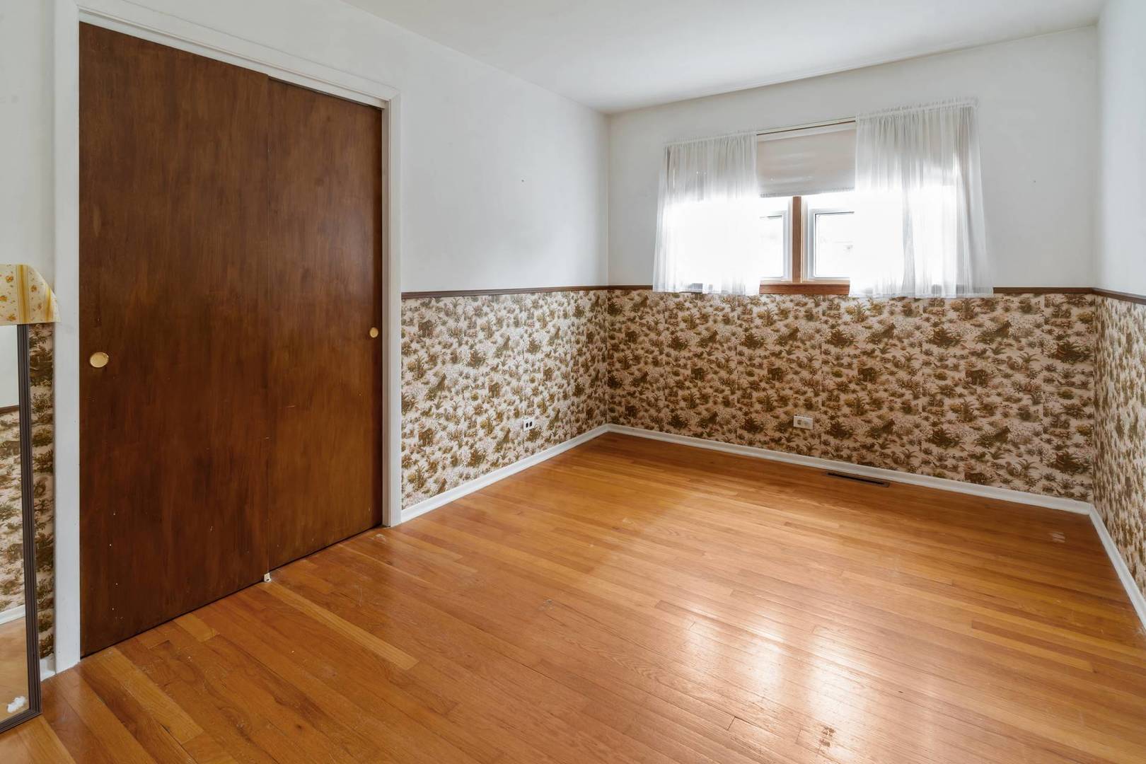 26W447 Harrison Avenue, Winfield, IL 60190