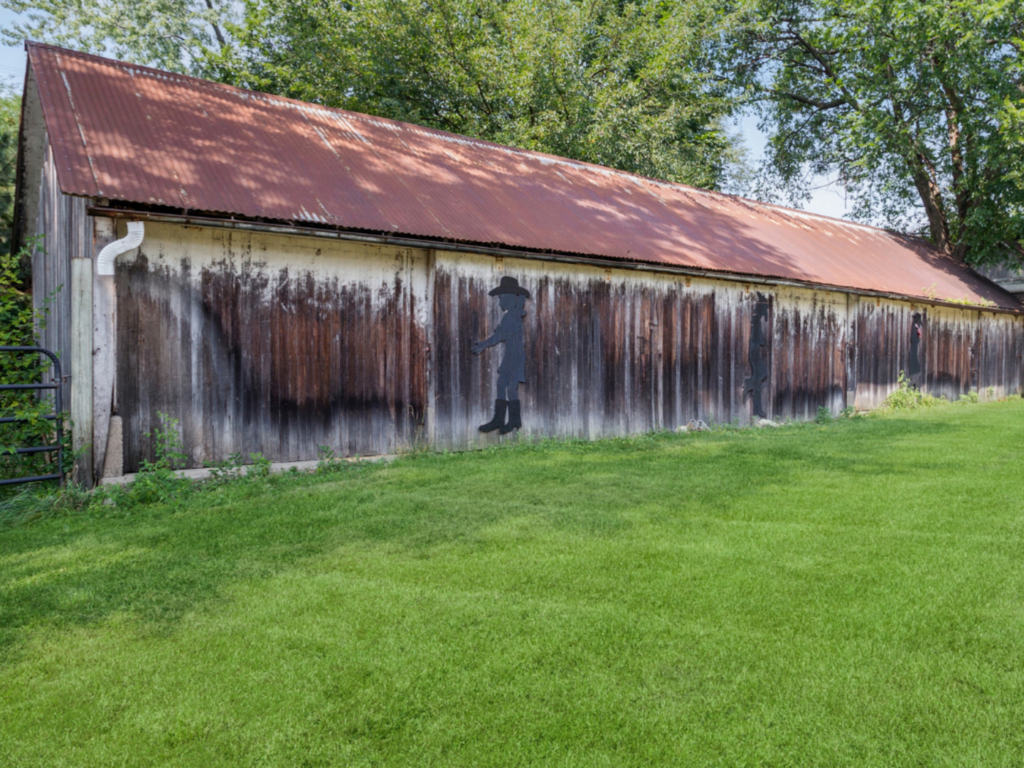 20W561 Army Trail Boulevard, Addison, IL 60101