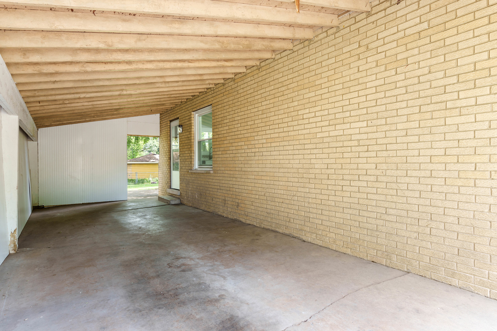 1049 Perda Lane, Des Plaines, IL 60016