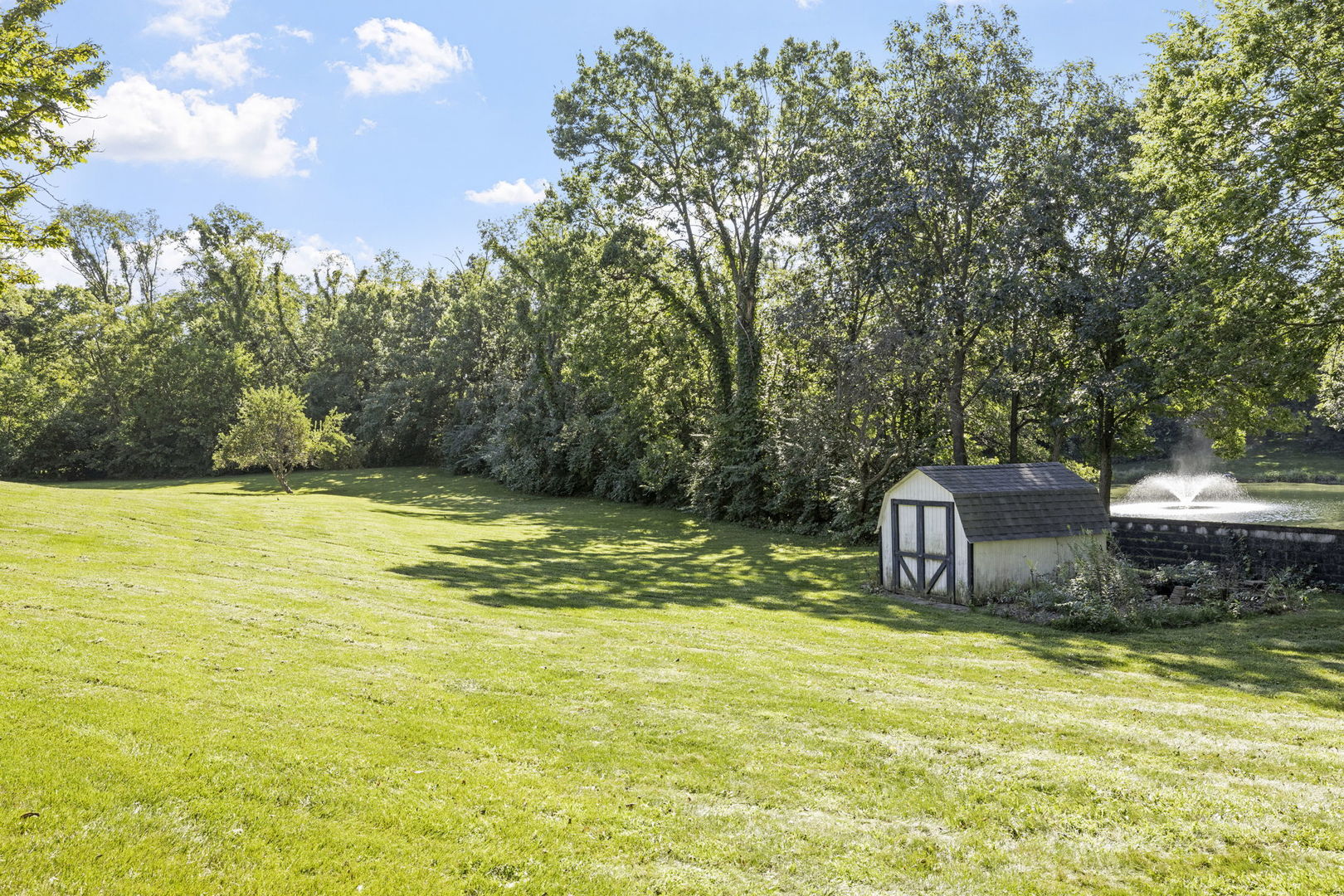 8521 State Route 53, Naperville, IL 60565