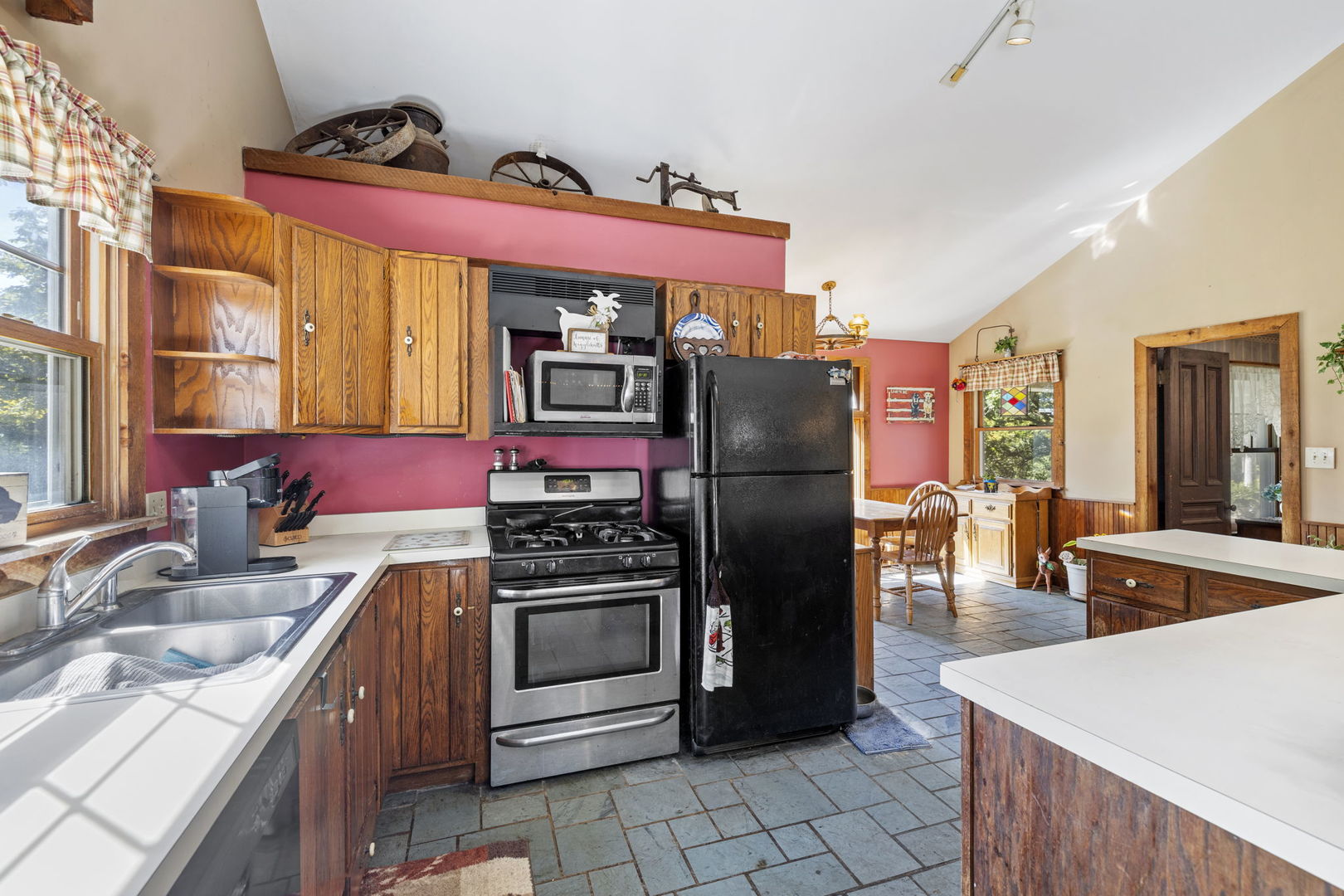 8521 State Route 53, Naperville, IL 60565