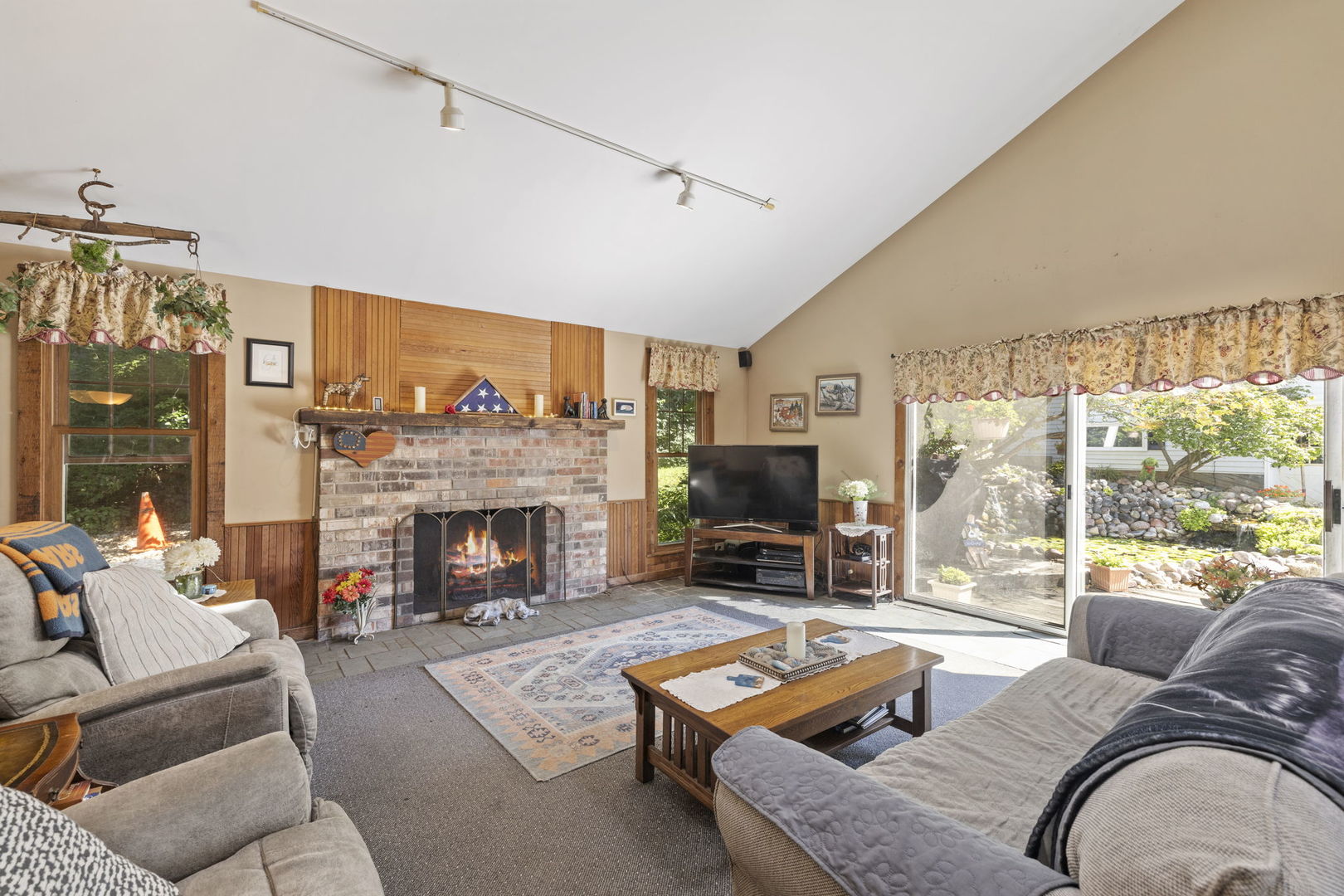 8521 State Route 53, Naperville, IL 60565