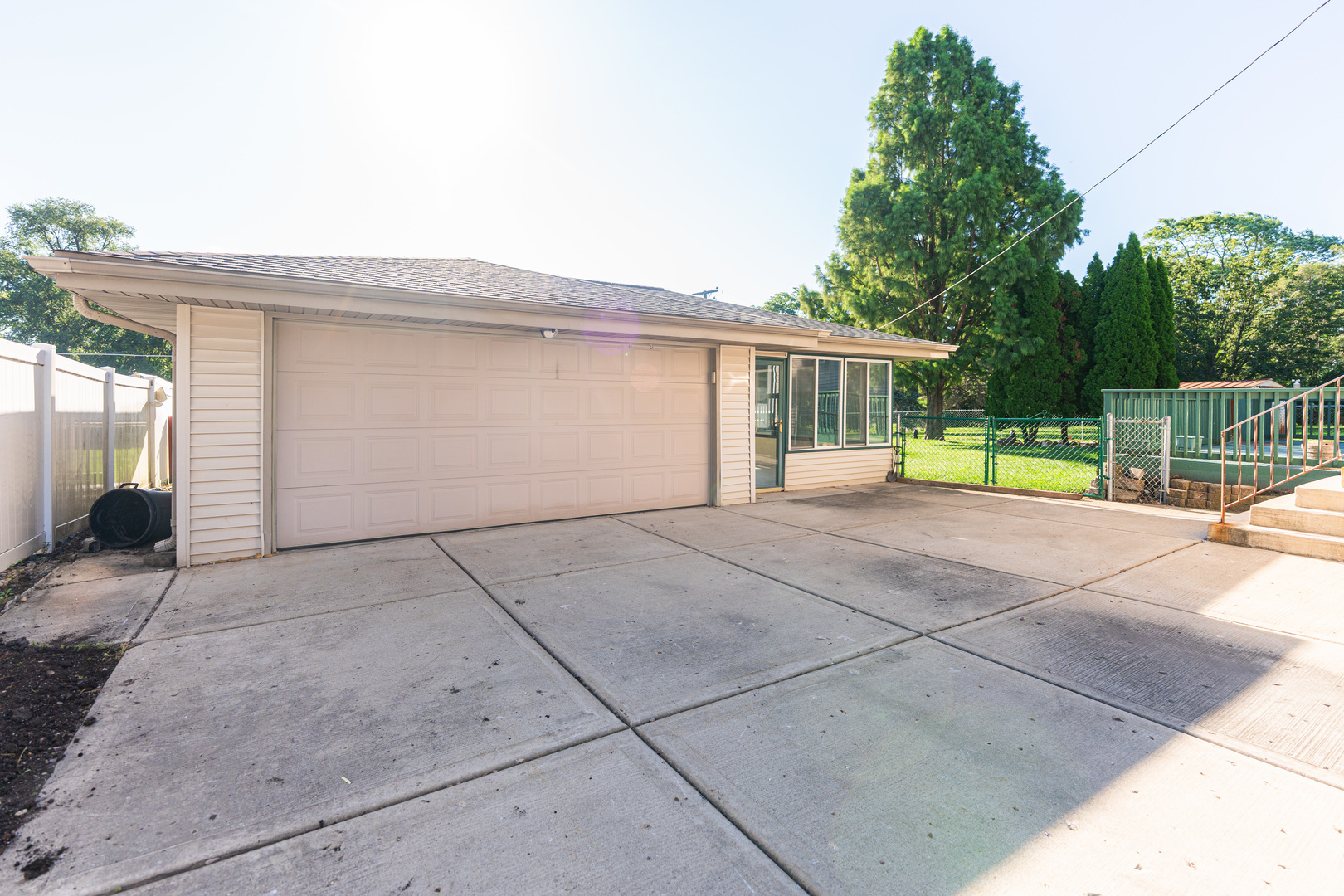4N427 3rd Avenue, Addison, IL 60101