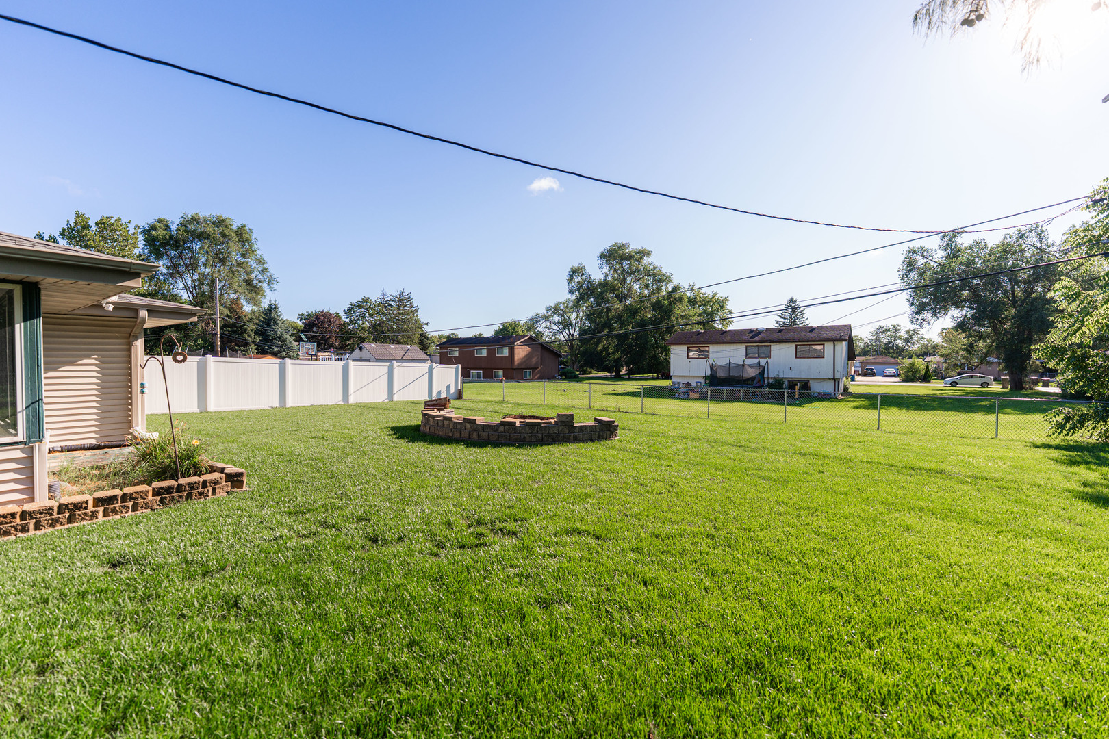4N427 3rd Avenue, Addison, IL 60101