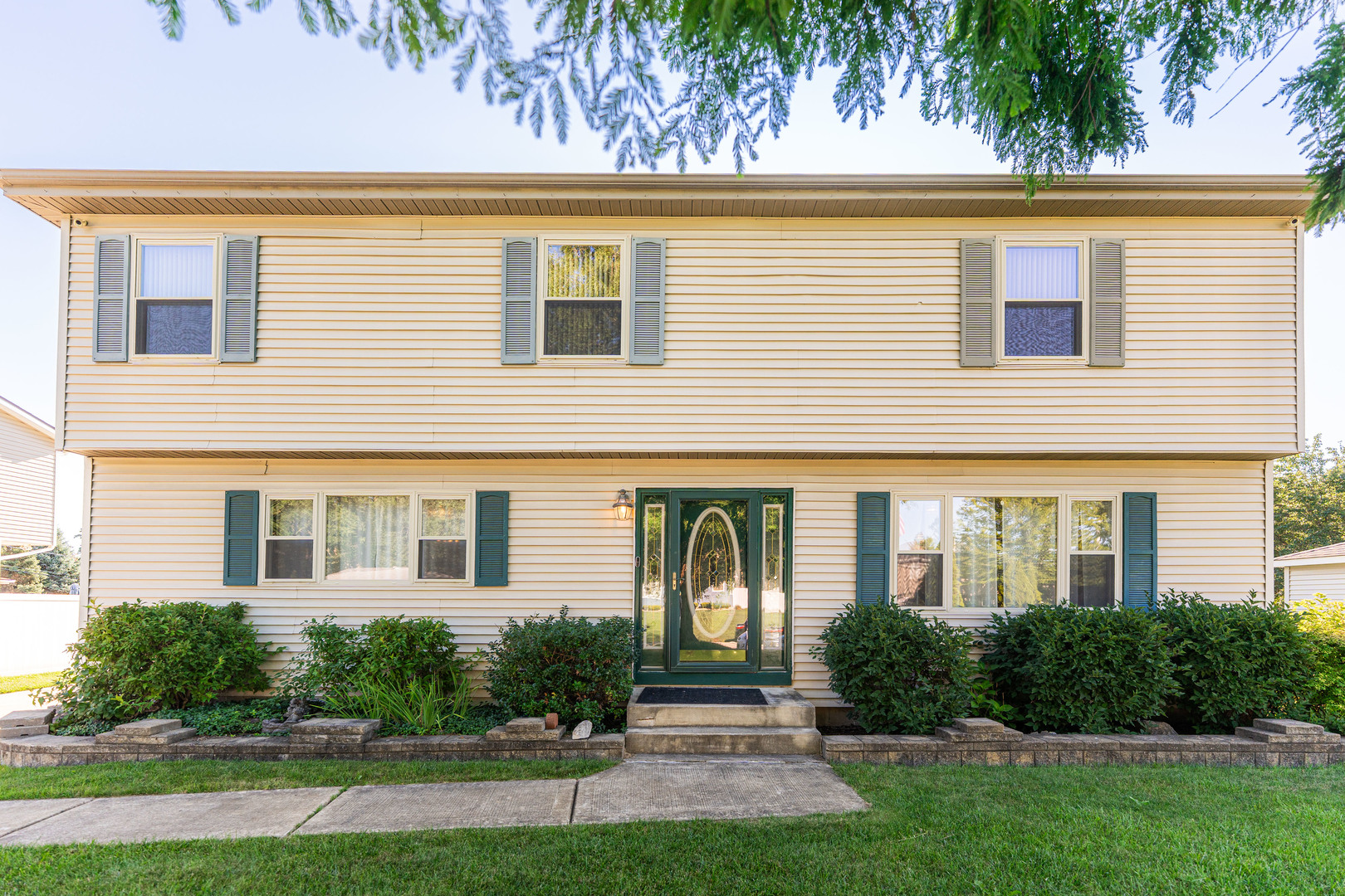 4N427 3rd Avenue, Addison, IL 60101