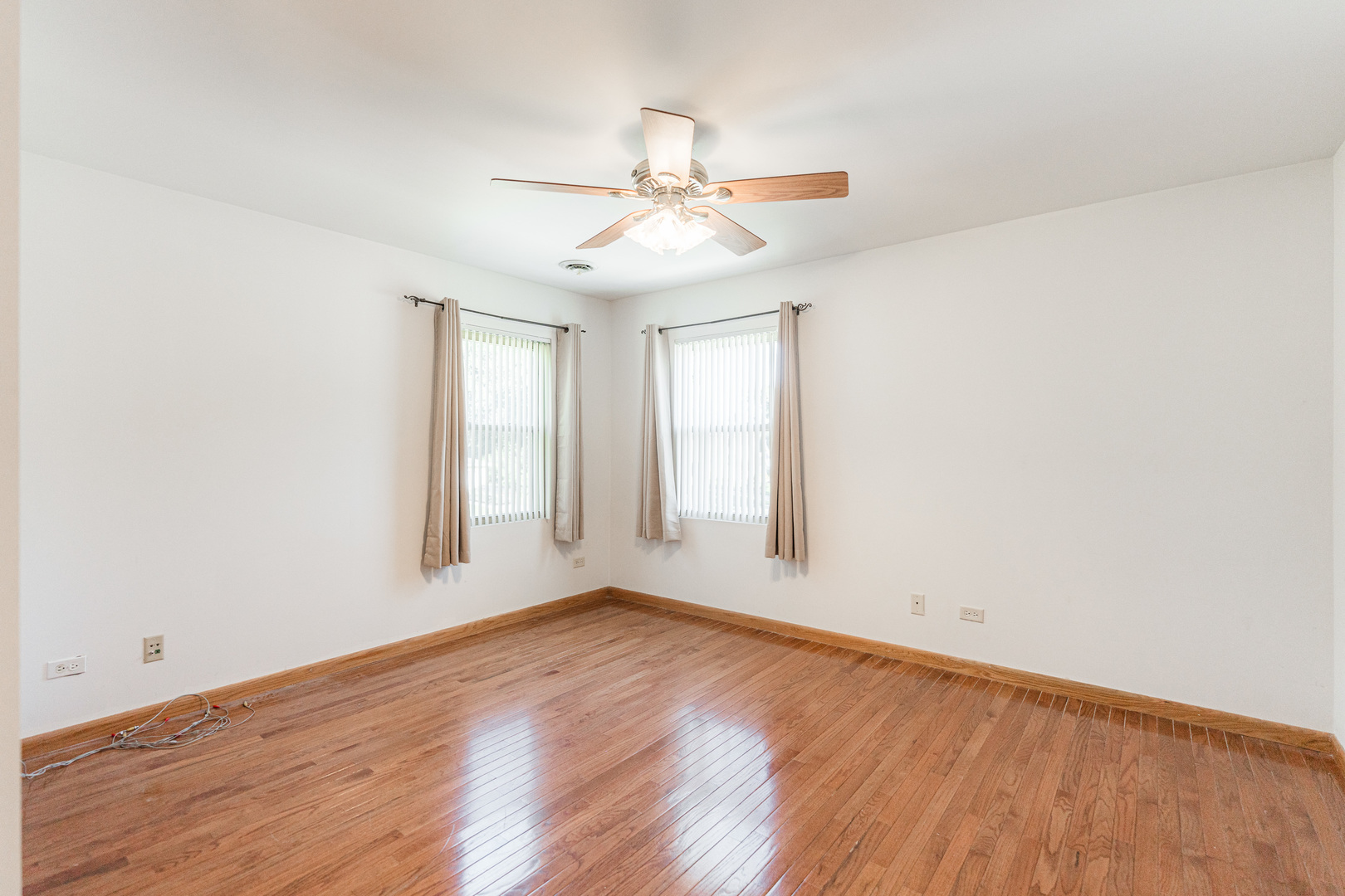 4N427 3rd Avenue, Addison, IL 60101