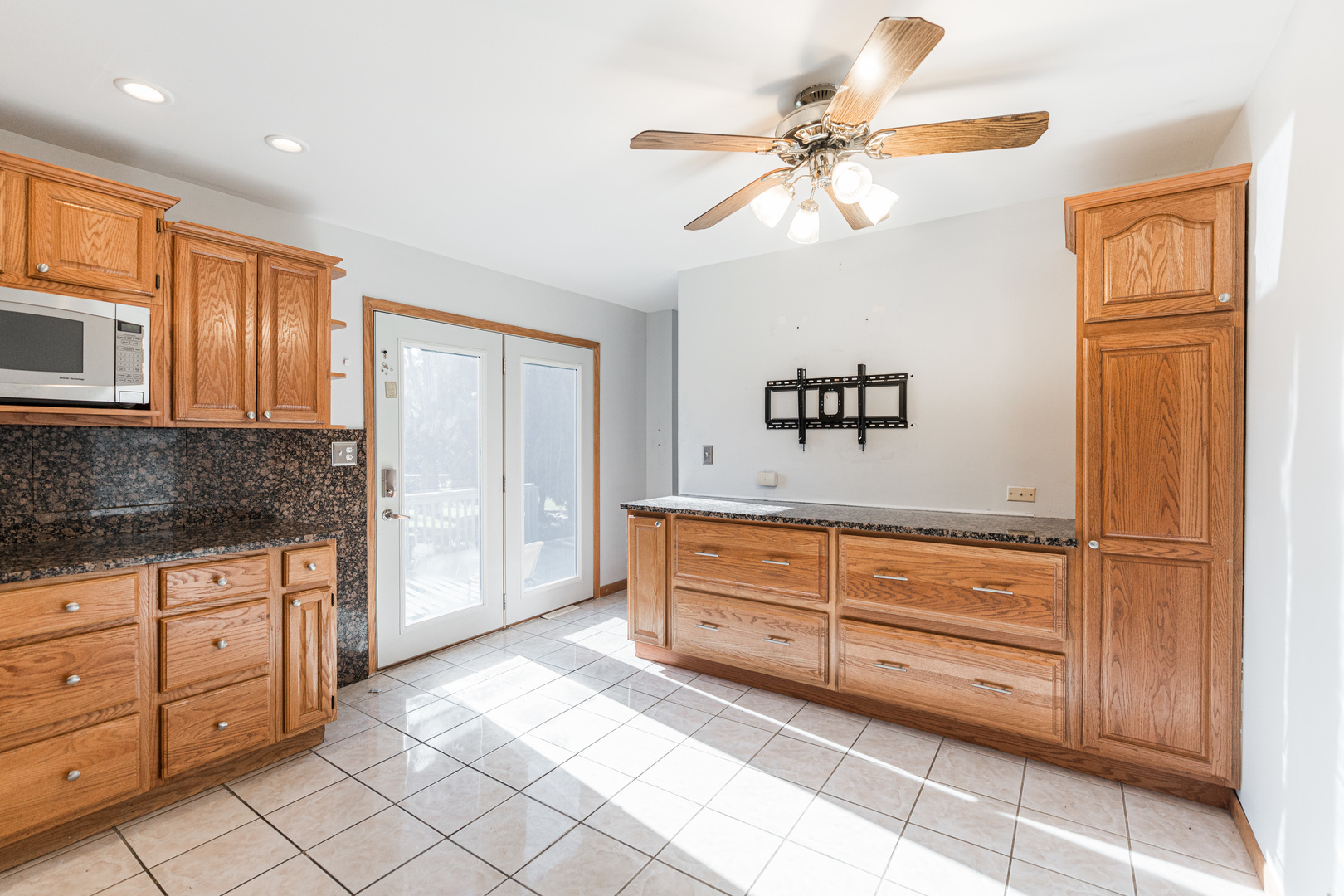 4N427 3rd Avenue, Addison, IL 60101