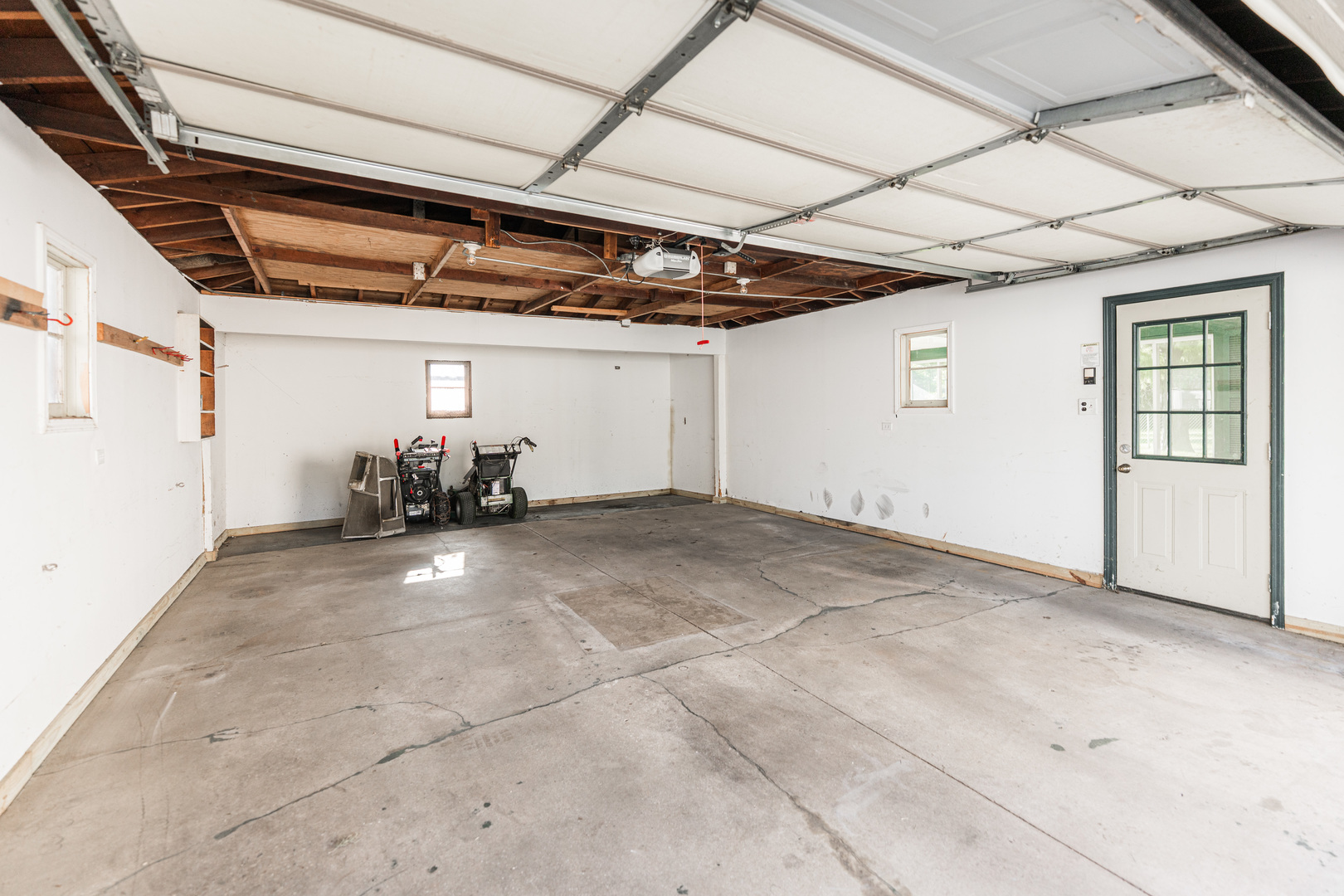4N427 3rd Avenue, Addison, IL 60101